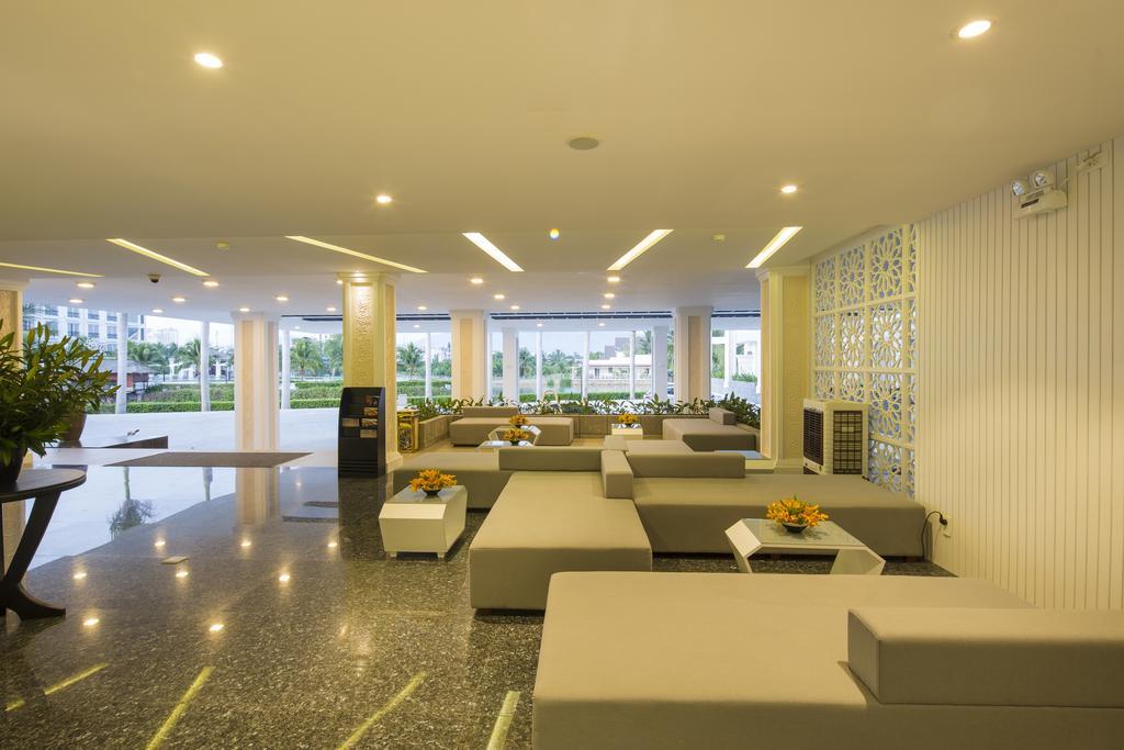 Cham Oasis Nha Trang Resort Condotel Екстериор снимка