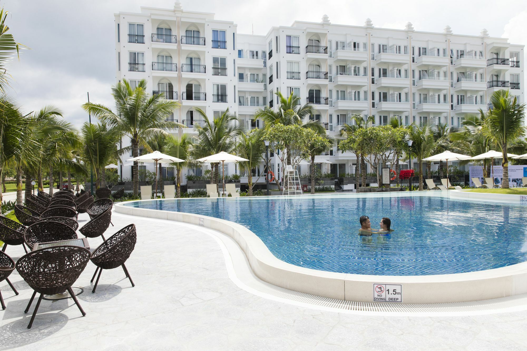 Cham Oasis Nha Trang Resort Condotel Екстериор снимка