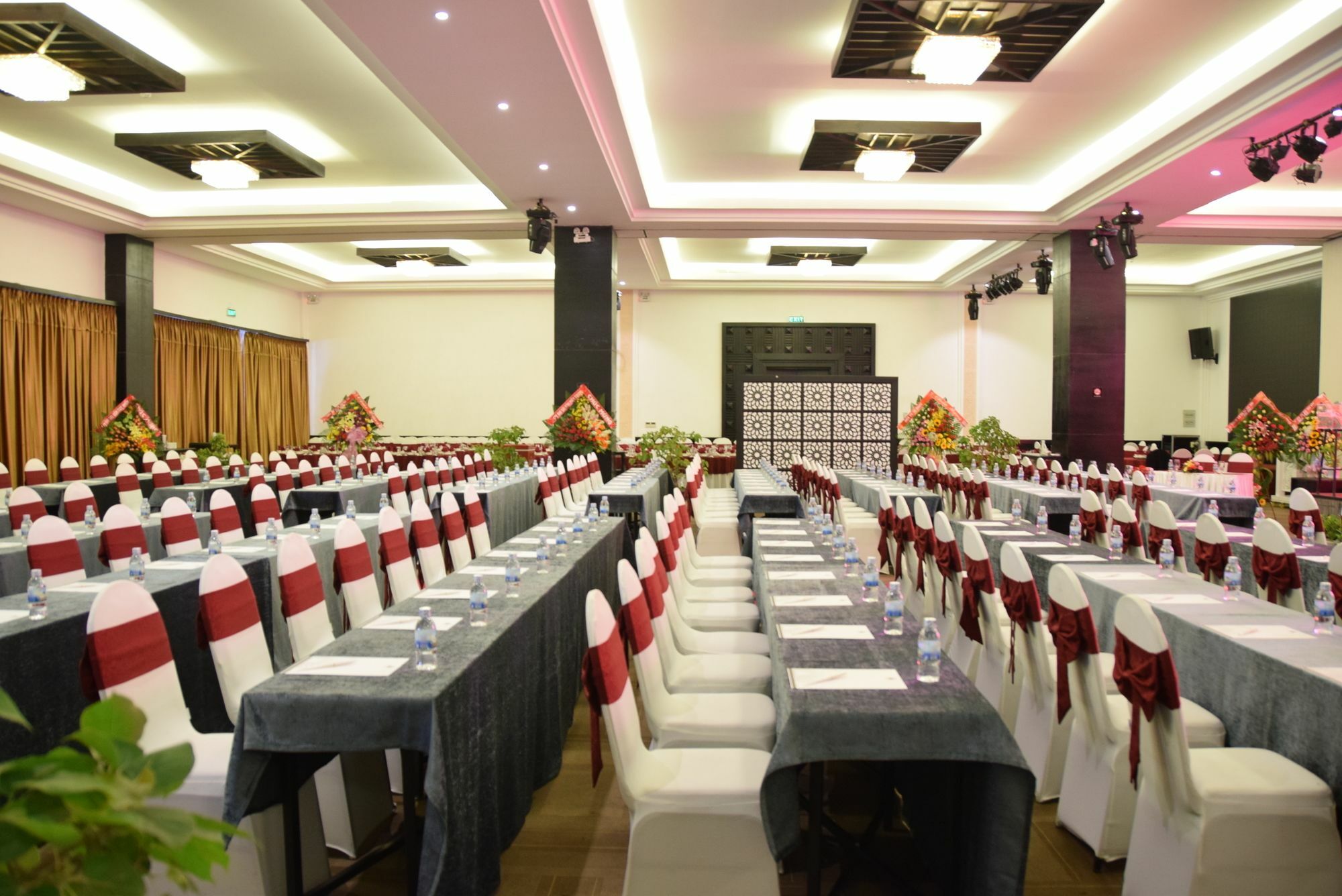 Cham Oasis Nha Trang Resort Condotel Екстериор снимка